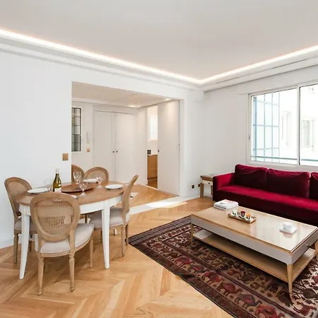 Luxury Montaigne Lägenhet Paris