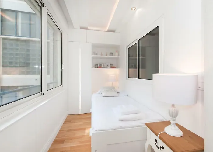 Luxury Montaigne Lägenhet