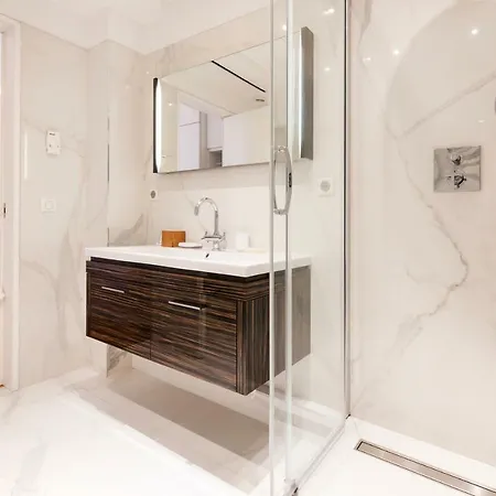 Apartmán Luxury Montaigne