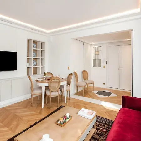 Apartmán Luxury Montaigne Paříž