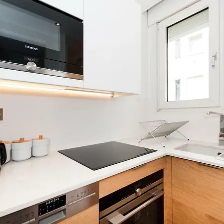 Apartmán Luxury Montaigne Paříž