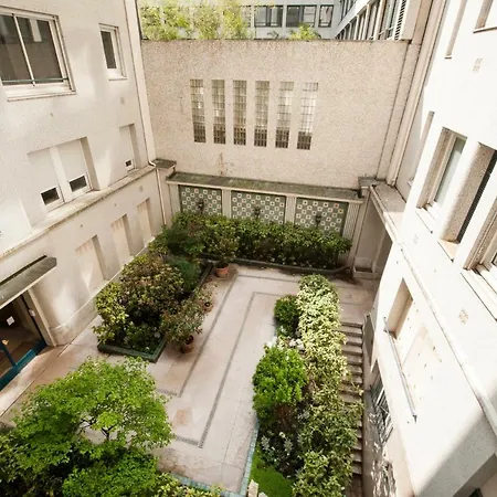 Apartmán Luxury Montaigne *